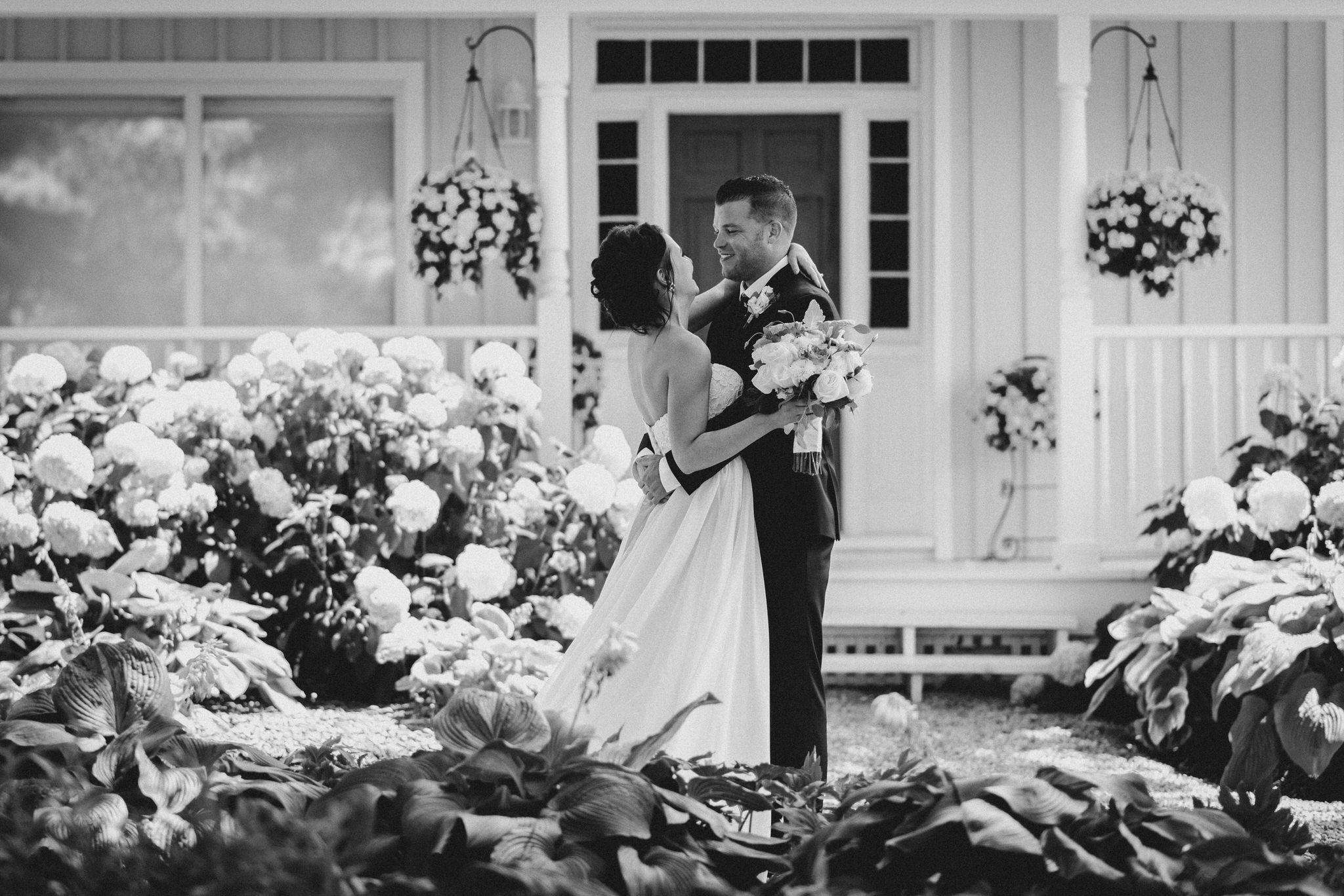 Bloomfield Gardens Wedding - first look hug